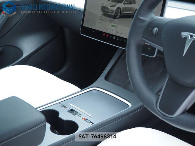 Tesla MODEL 3 2022-03 7964128-13