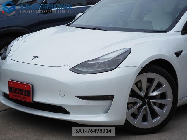 Tesla MODEL 3 2022-03 7964128-16
