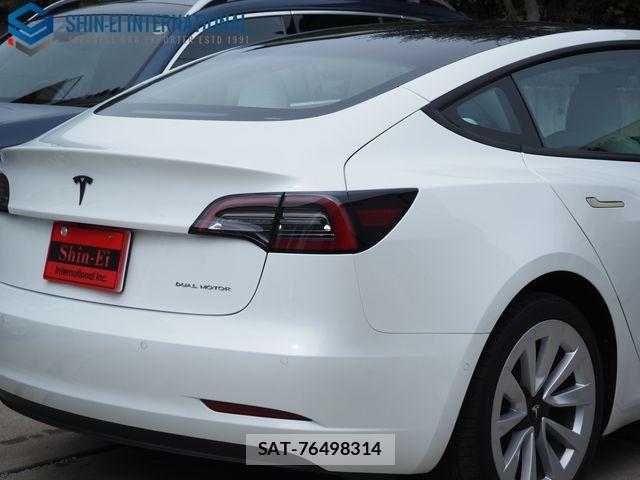 Tesla MODEL 3 2022-03 7964128-17