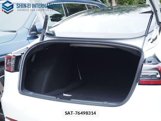Tesla MODEL 3 2022-03 7964128-19