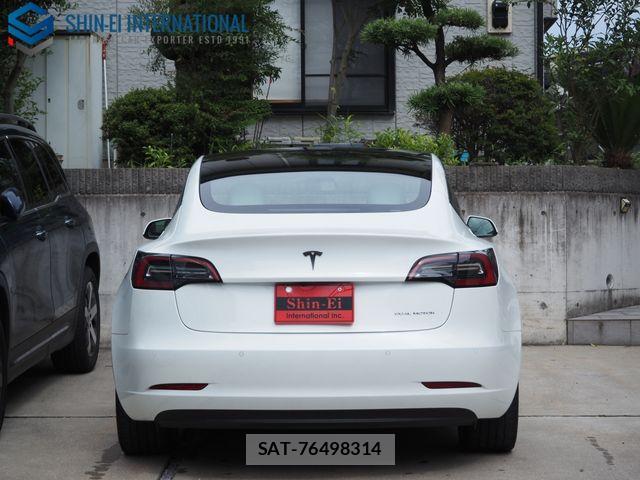 Tesla MODEL 3 2022-03 7964128-21