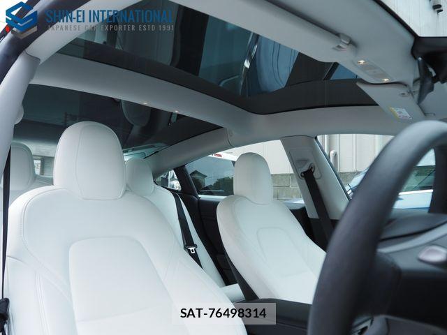 Tesla MODEL 3 2022-03 7964128-8