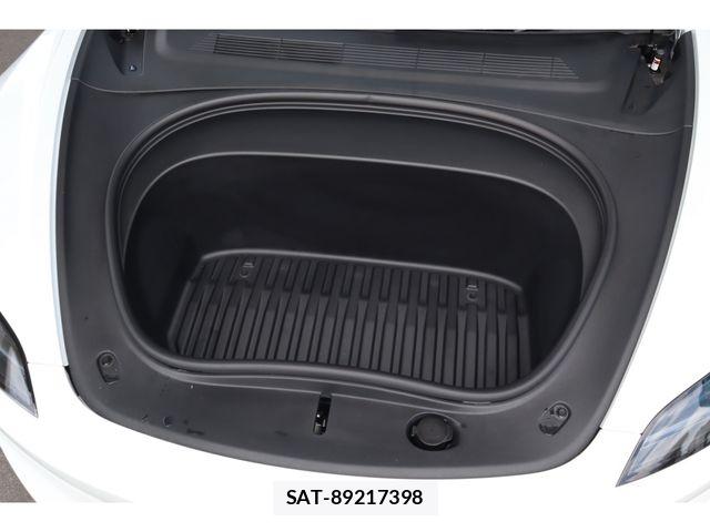 Tesla MODEL 3 2024-05 7981346-15