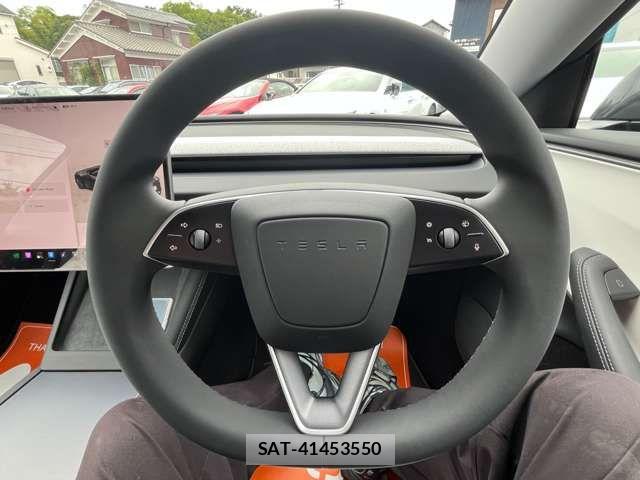 Tesla MODEL 3 2025-05 7981348-10