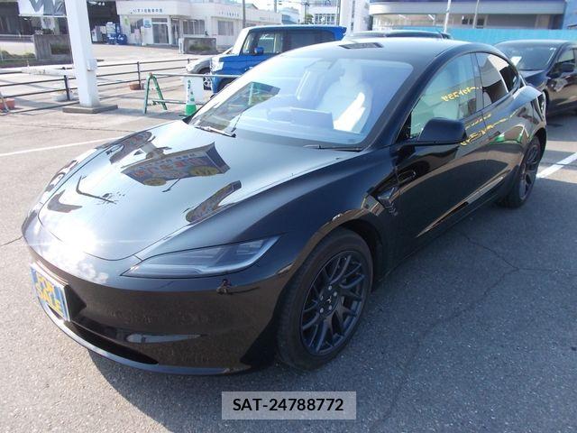 Tesla MODEL 3 2023-12 7981347-1