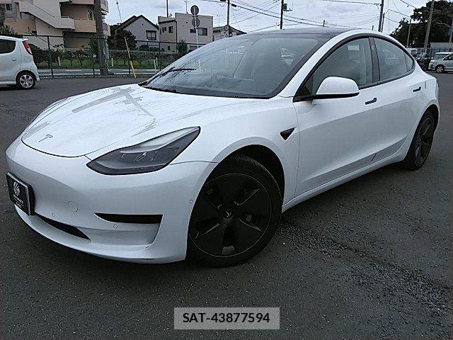 Tesla MODEL 3 2021-12 8038758-5