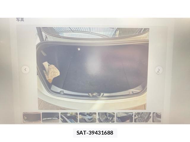 Tesla MODEL 3 2023-09 8232145-14
