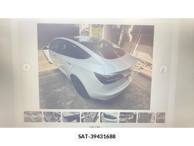 Tesla MODEL 3 2023-09 8232145-16