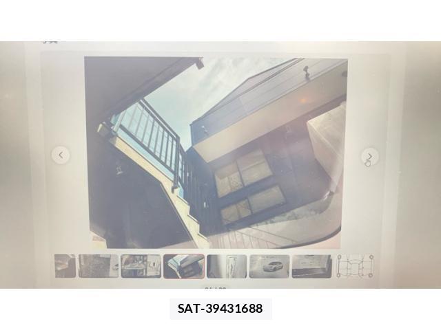 Tesla MODEL 3 2023-09 8232145-23