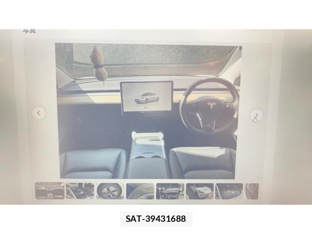 Tesla MODEL 3 2023-09 8232145-2
