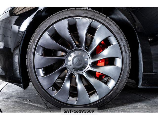 Tesla MODEL 3 2021-06 8317642-19