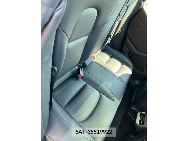 Tesla MODEL 3 2022-02 8317643-15