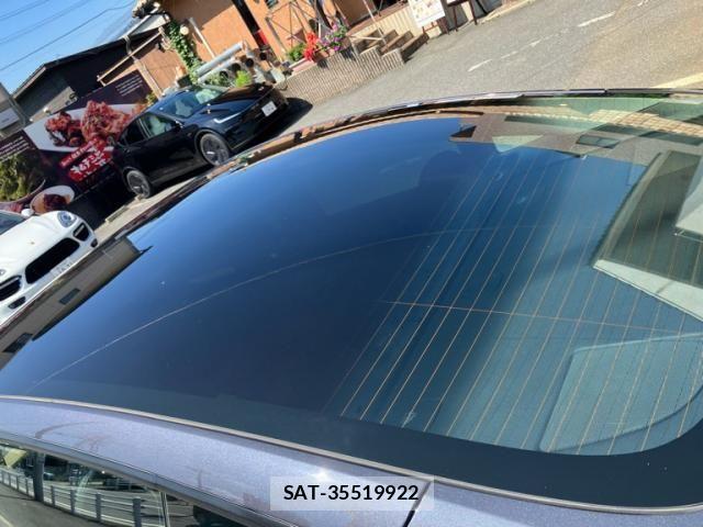 Tesla MODEL 3 2022-02 8317643-8