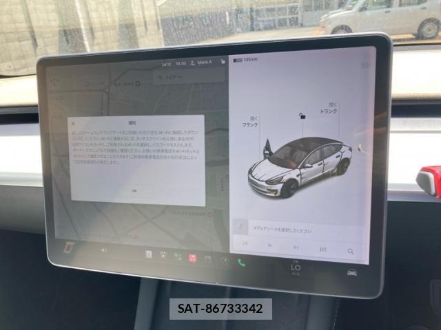 Tesla MODEL 3 2021-07 8317645-21