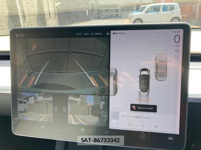 Tesla MODEL 3 2021-07 8317645-22