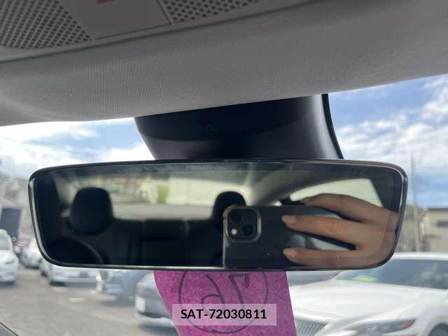 Tesla MODEL 3 2021-08 8355784-13