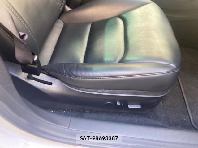 Tesla MODEL 3 2020-09 8369424-11