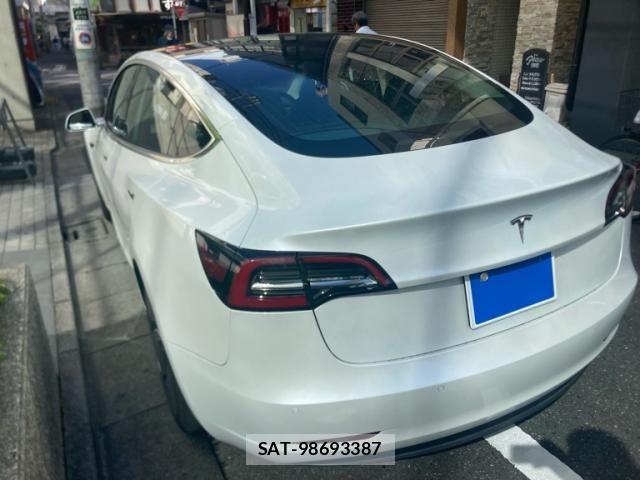 Tesla MODEL 3 2020-09 8369424-3