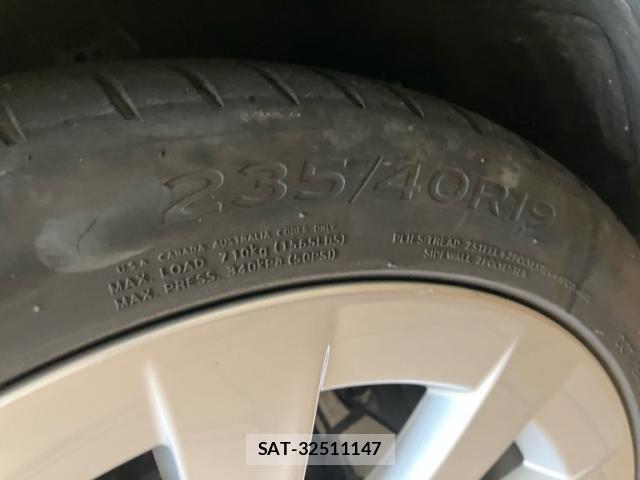 Tesla MODEL 3 2022-06 8438986-9