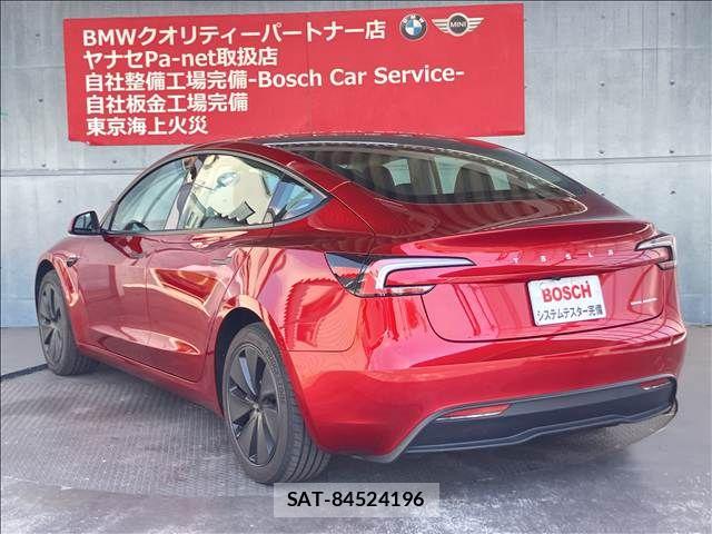 Tesla MODEL 3 2025-09 8527781-12