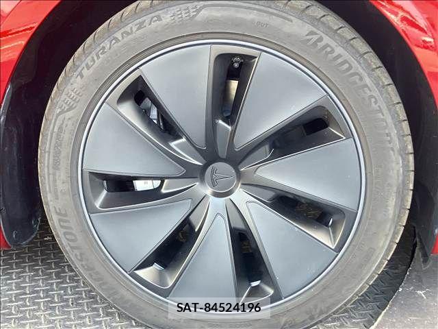 Tesla MODEL 3 2025-09 8527781-14