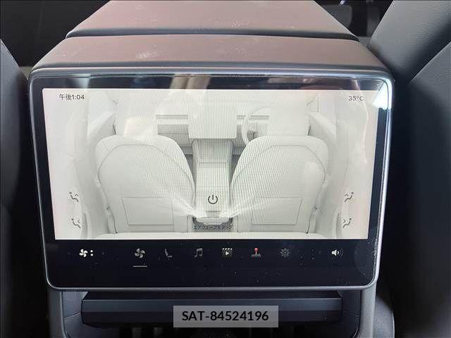 Tesla MODEL 3 2025-09 8527781-17