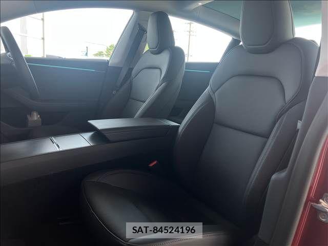 Tesla MODEL 3 2025-09 8527781-2
