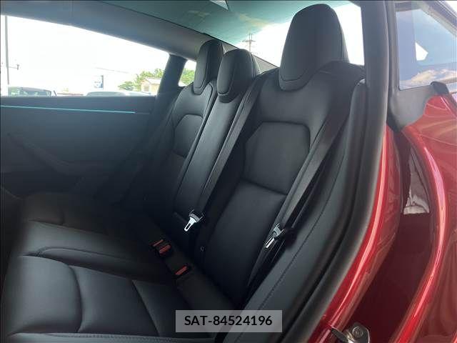 Tesla MODEL 3 2025-09 8527781-3