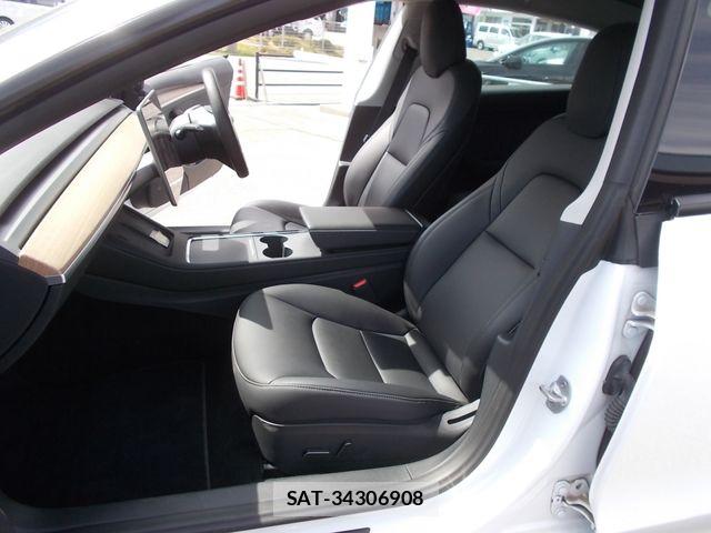 Tesla MODEL 3 2022-12 8563812-9