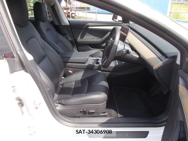 Tesla MODEL 3 2022-12 8563812-8