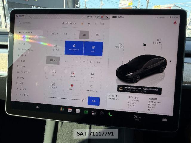 Tesla MODEL 3 2022-03 8563813-24