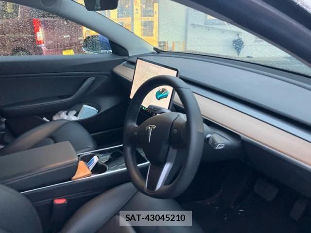 Tesla MODEL 3 2019-12 8563816-10