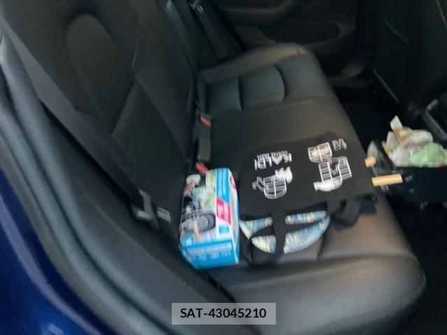 Tesla MODEL 3 2019-12 8563816-8