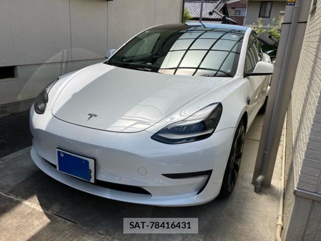 Tesla MODEL 3 2021-06 8563811-0