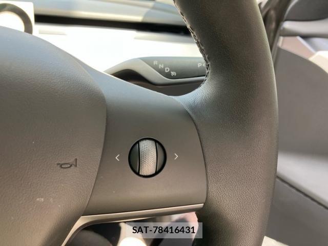Tesla MODEL 3 2021-06 8563811-21