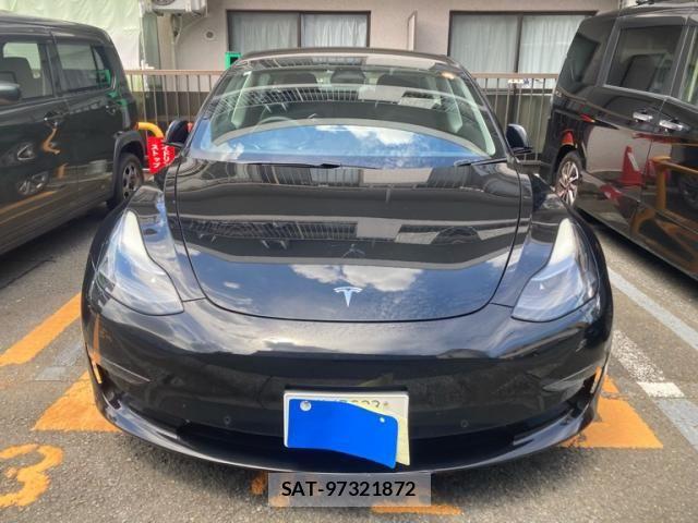 Tesla MODEL 3 2022-06 8563814-0