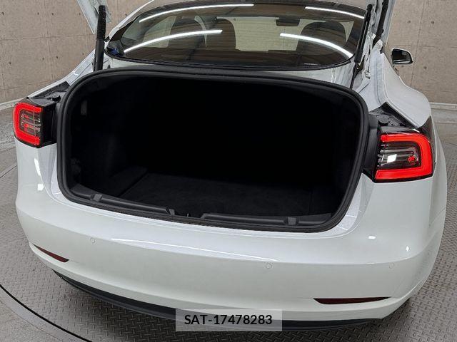 Tesla MODEL 3 2022-06 8667032-12