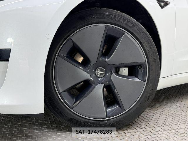 Tesla MODEL 3 2022-06 8667032-16