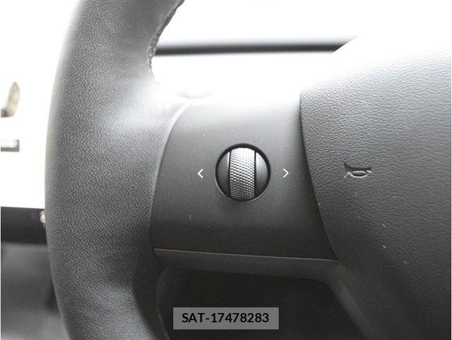 Tesla MODEL 3 2022-06 8667032-22