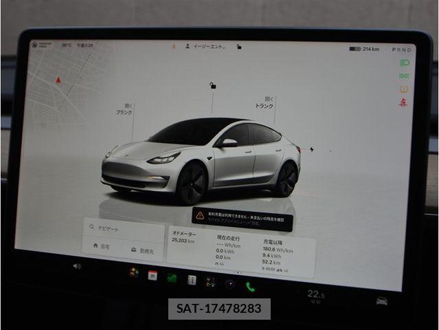 Tesla MODEL 3 2022-06 8667032-25