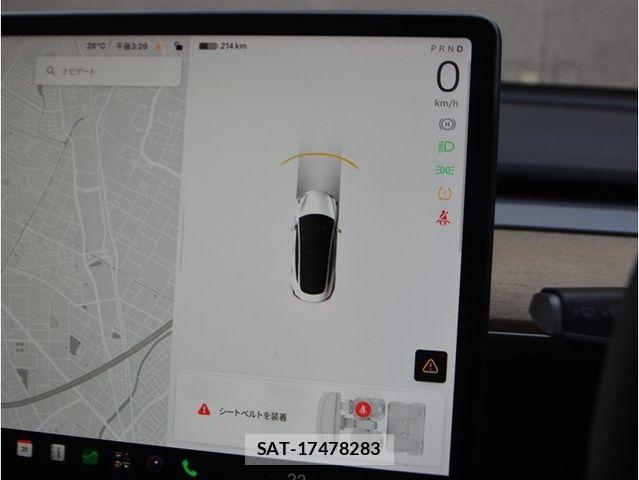 Tesla MODEL 3 2022-06 8667032-28