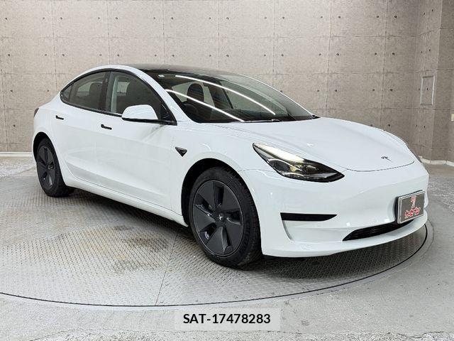 Tesla MODEL 3 2022-06 8667032-7