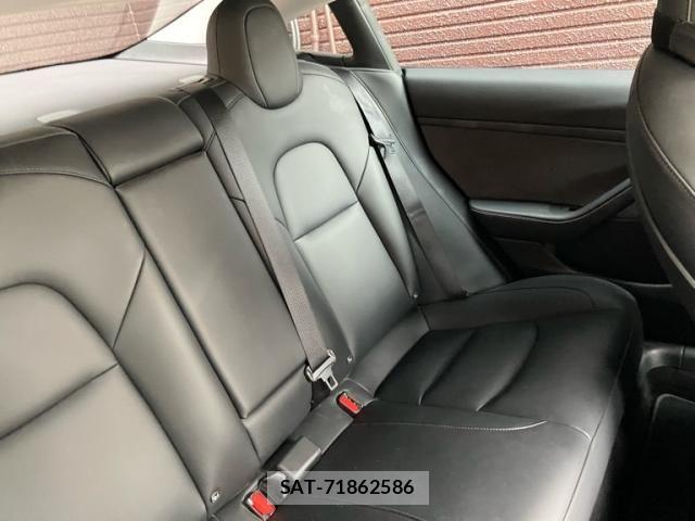 Tesla MODEL 3 2022-09 8667031-10