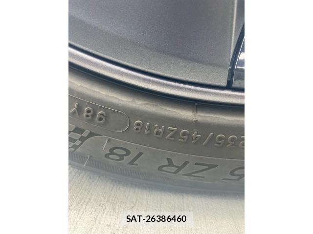 Tesla MODEL 3 2022-02 8746353-10