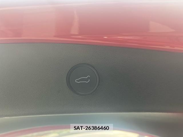 Tesla MODEL 3 2022-02 8746353-12