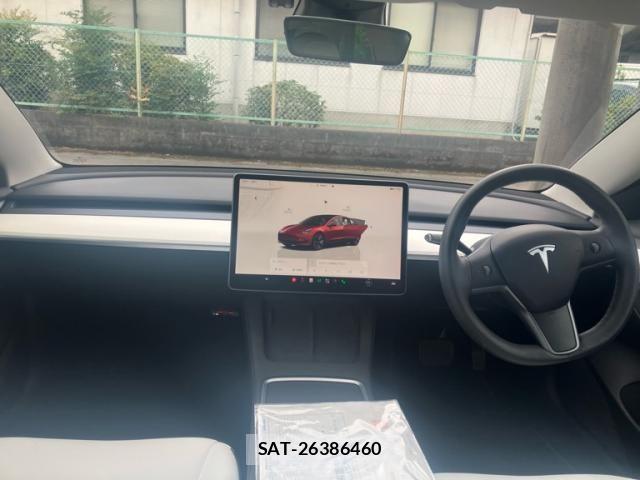 Tesla MODEL 3 2022-02 8746353-15