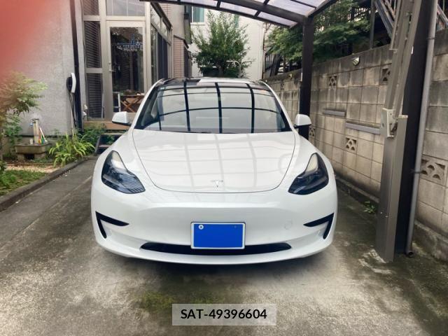 Tesla MODEL 3 2022-03 8782358-0