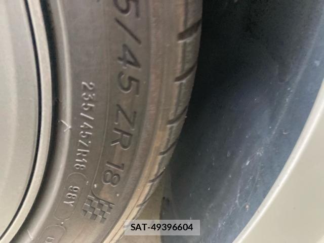 Tesla MODEL 3 2022-03 8782358-12