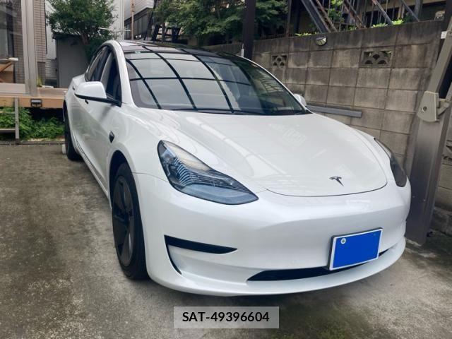 Tesla MODEL 3 2022-03 8782358-2