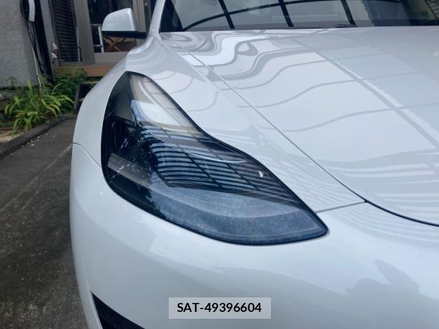 Tesla MODEL 3 2022-03 8782358-3